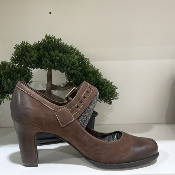 ECCO Women's Kiev 65mm Mary Jane Pump - Picture 5 of 7